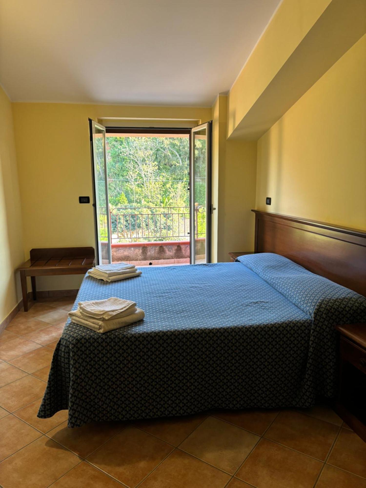 La Nuova Locanda Orsomarso Exteriör bild